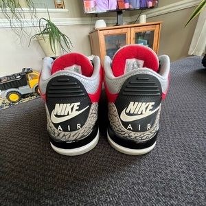 Jordan Retro 3 size 10